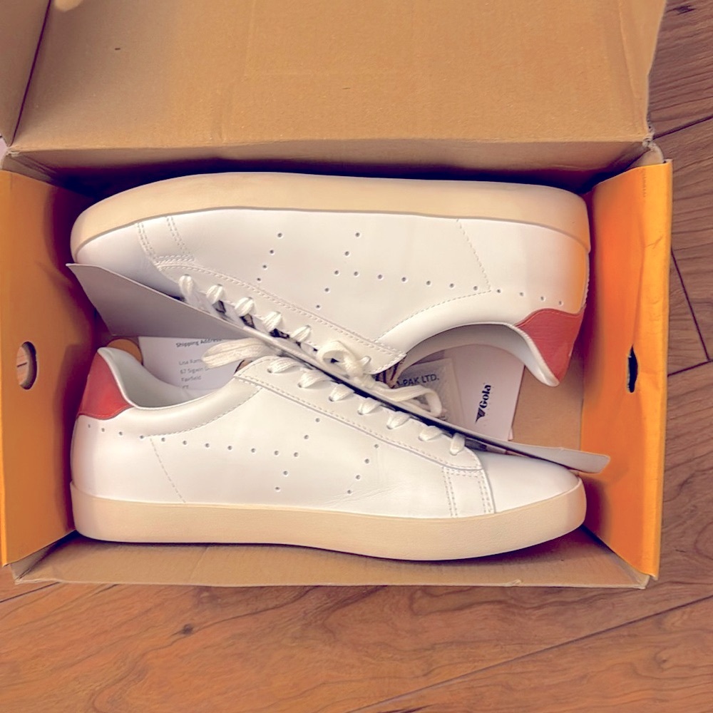 Women’s Gola sneakers